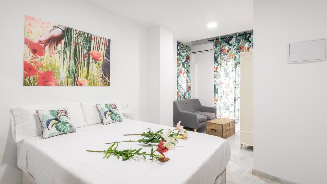 Guesthouse Room & Studio Seville La Flamenka المظهر الخارجي الصورة