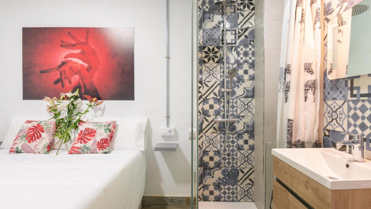 Guesthouse Room & Studio Seville La Flamenka المظهر الخارجي الصورة