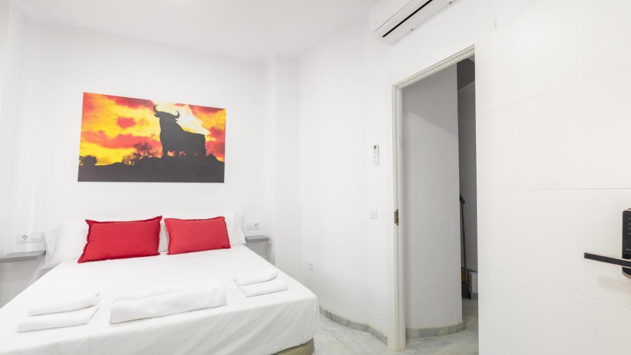Guesthouse Room & Studio Seville La Flamenka المظهر الخارجي الصورة