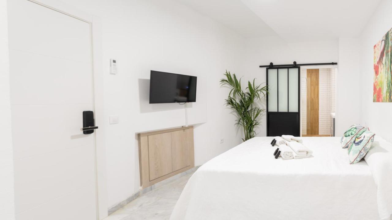 Guesthouse Room & Studio Seville La Flamenka المظهر الخارجي الصورة